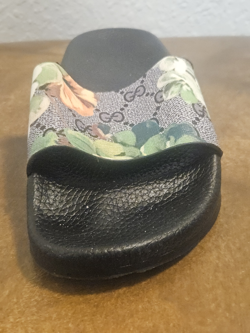 Rare Gucci Floral Print Slide Sandal with Black Left Shoe Only - Picture 4 of 7